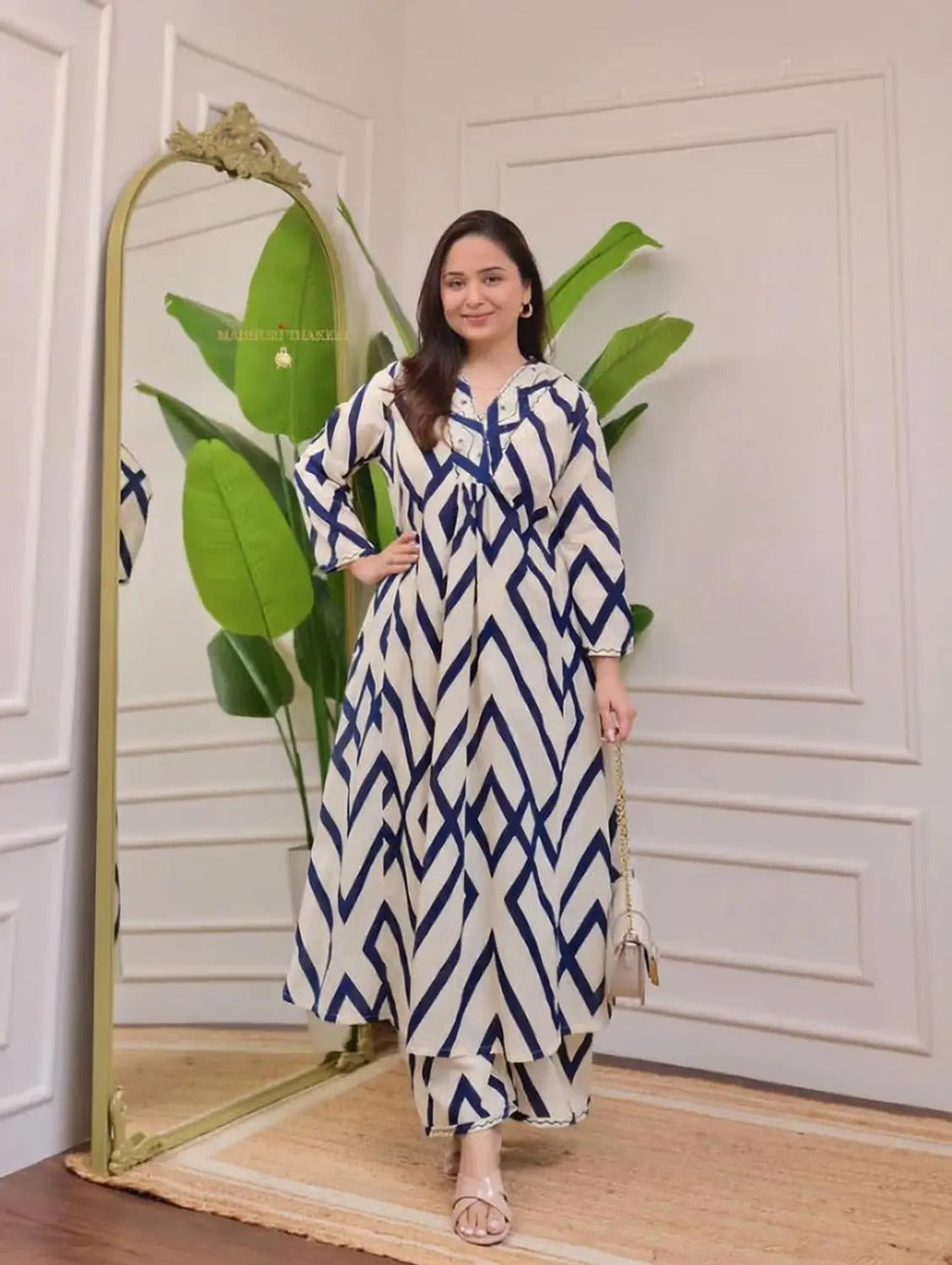 Elegant Blue Ivory Printed Kurta Set